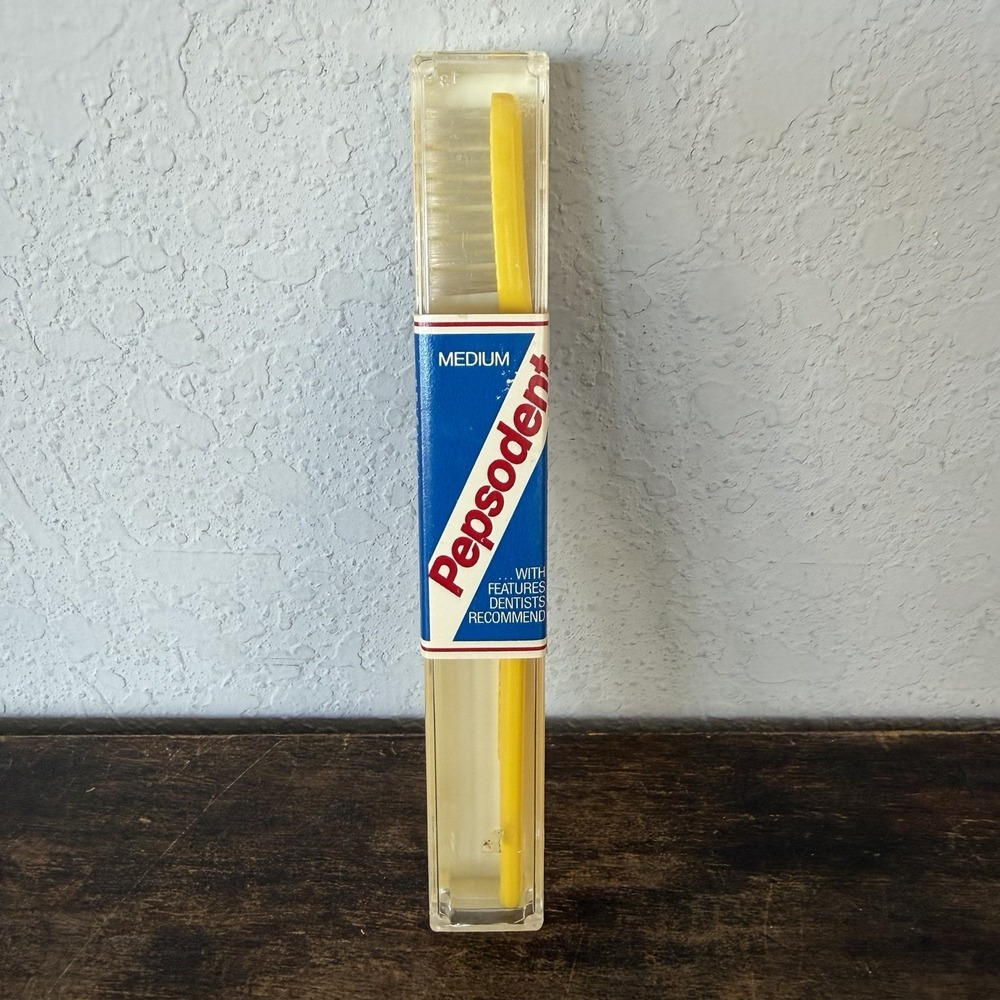 Vintage Medium Pepsodent Toothbrush‎ Yellow New In Box NOS